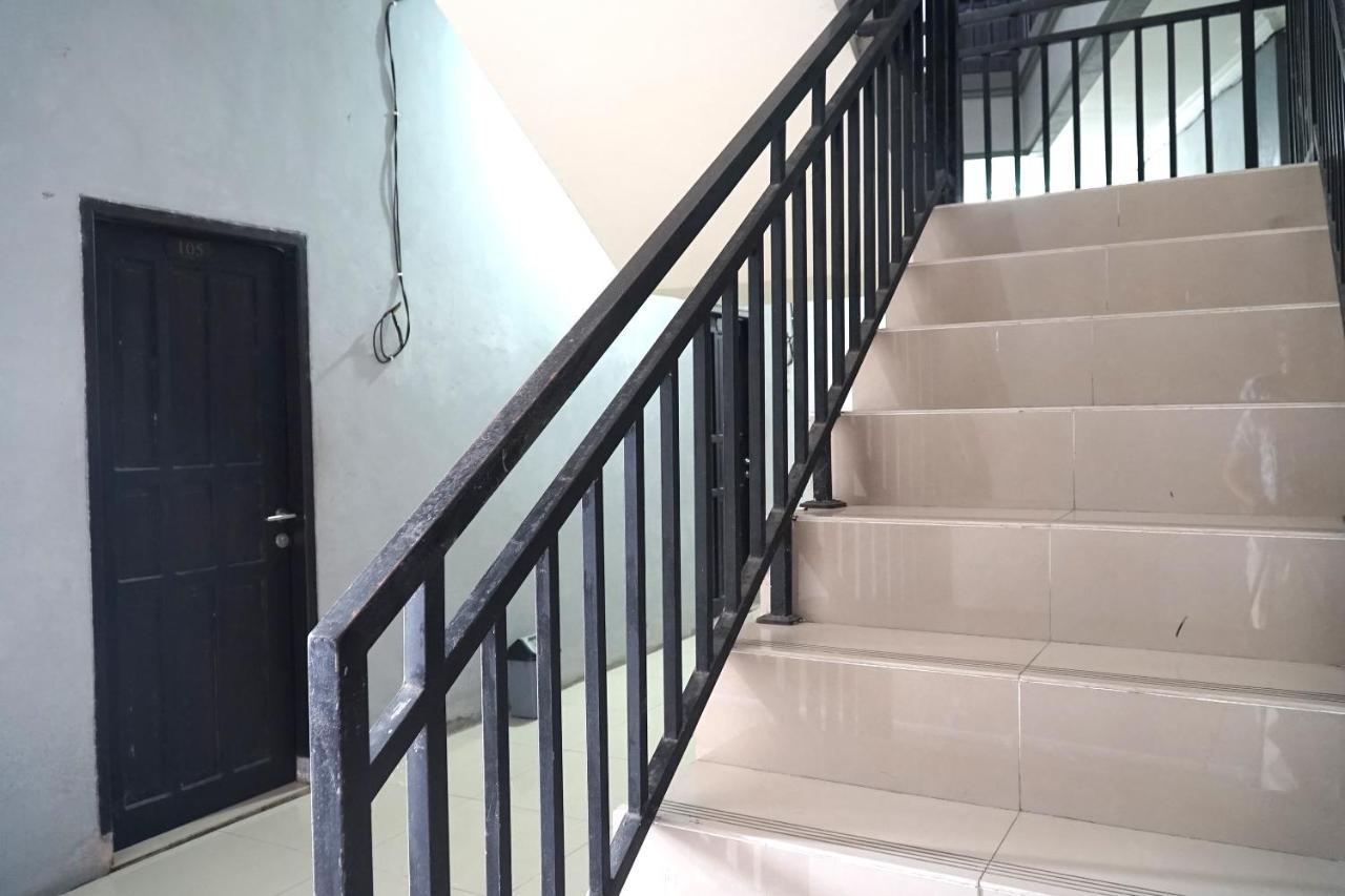 OYO 1034 Pondok Mulia Guest House Syariah Balikpapan  Bagian luar foto