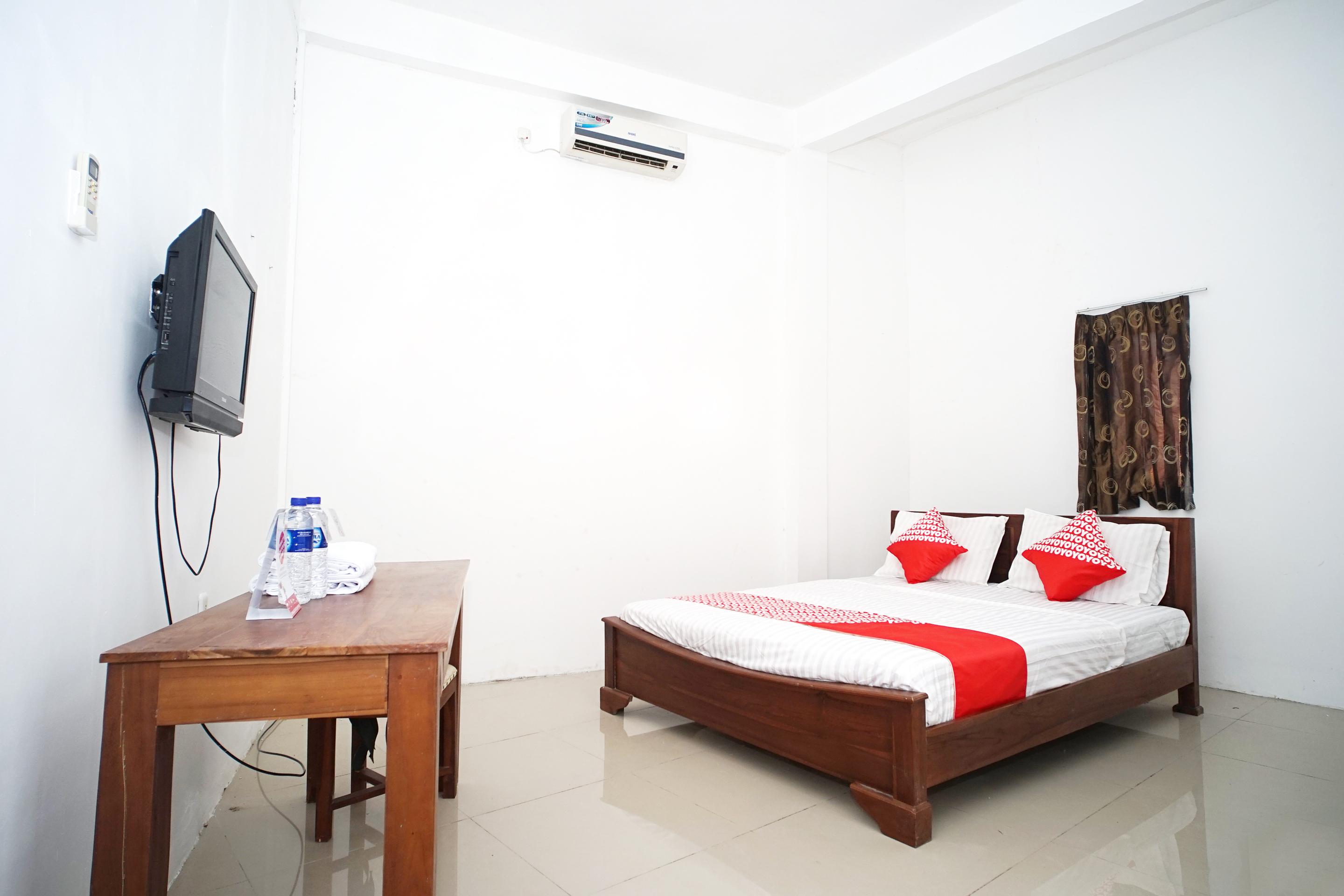 OYO 1034 Pondok Mulia Guest House Syariah Balikpapan  Bagian luar foto